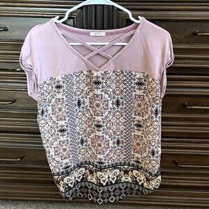 Maurices Mauve and Black Patterned Blouse